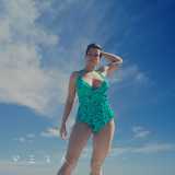 La giovane Vera ha una fisicit� giunonica non proprio conforme agli standard di bellezza filiformi a cui siamo abituati su Instagram. Il suo corpo infatti � caratterizzato da seni e fianchi prorompenti, ispirato a quello dell�indossatrice curvy Stefania Ferrario